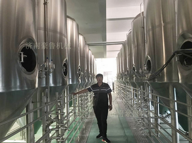 酿酒师在九游在线官方官网中