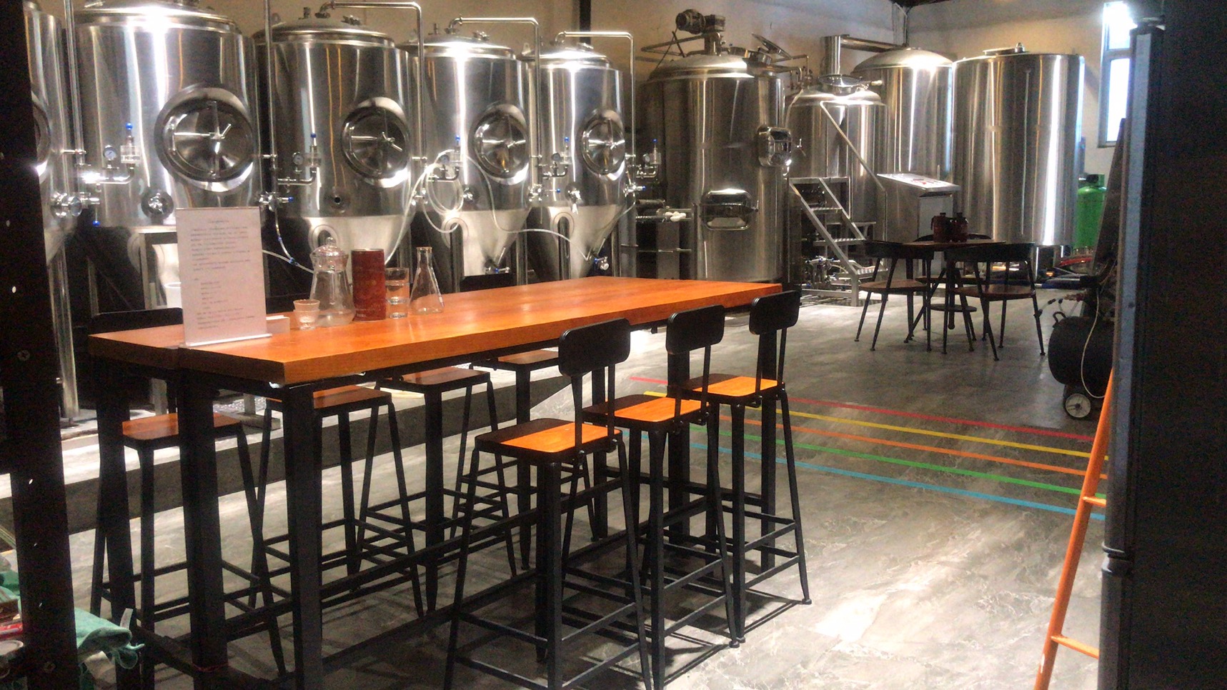 酒吧精酿九游在线官方官网 酒吧精酿九游在线官方官网