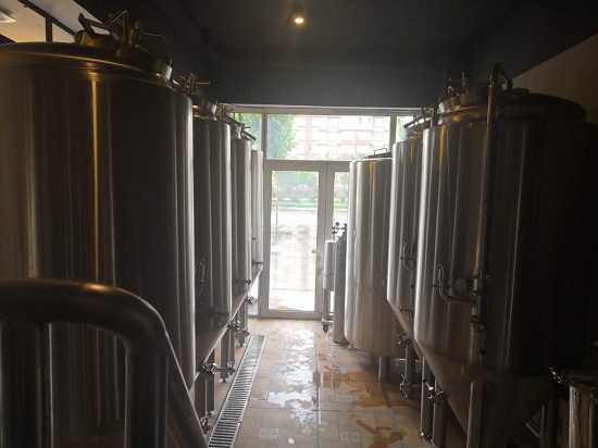 精酿九游在线官方官网餐厅